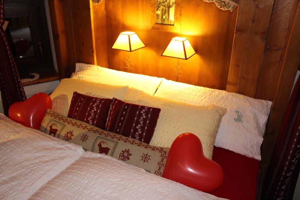 Hotel Meublé Gorret Breuil-Cervinia Habitación foto